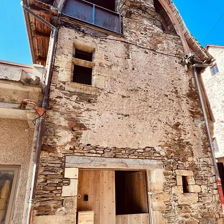 Feriehus La Grange D'eugenie Estaing (Aveyron)